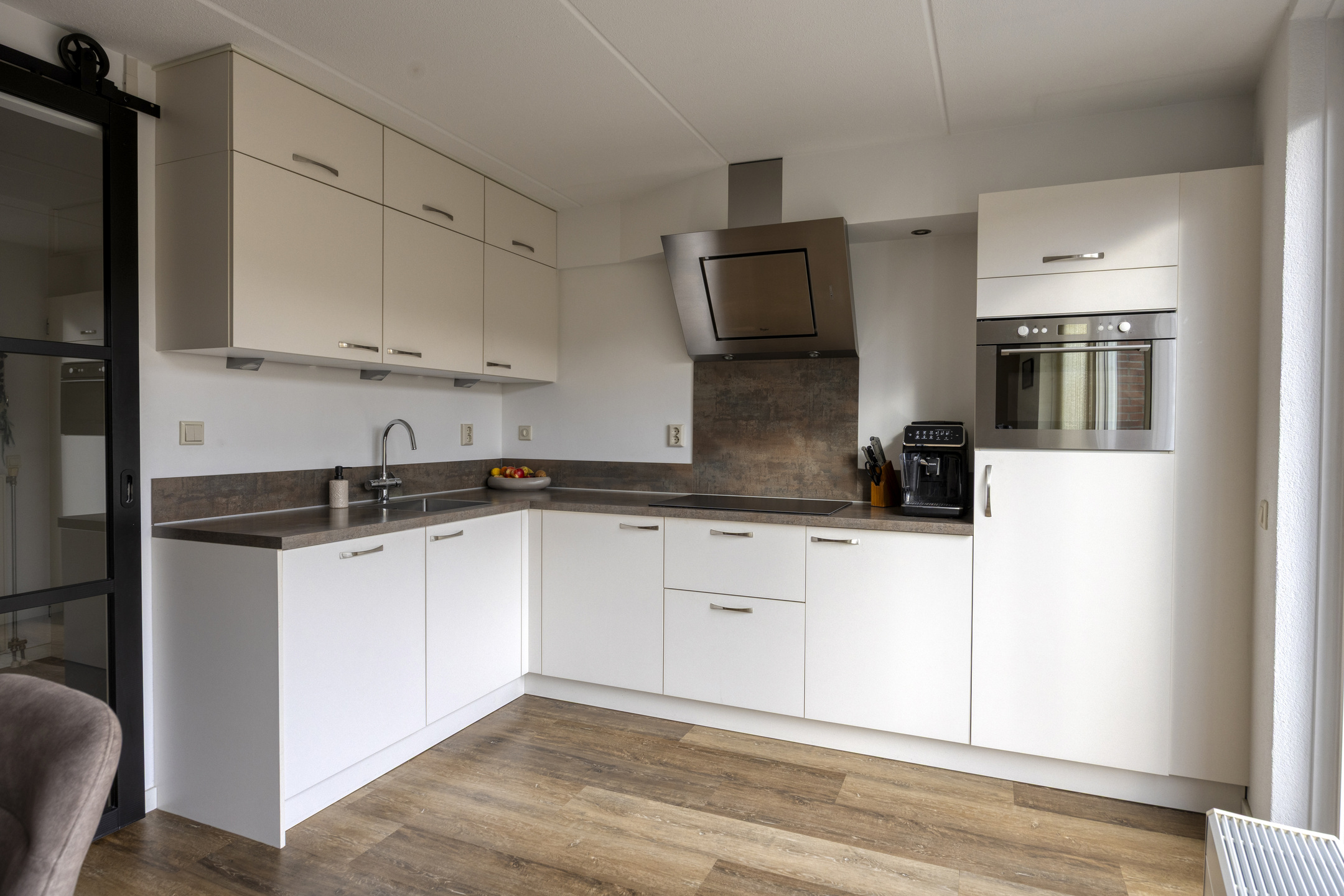 WG101280-22001-254153958