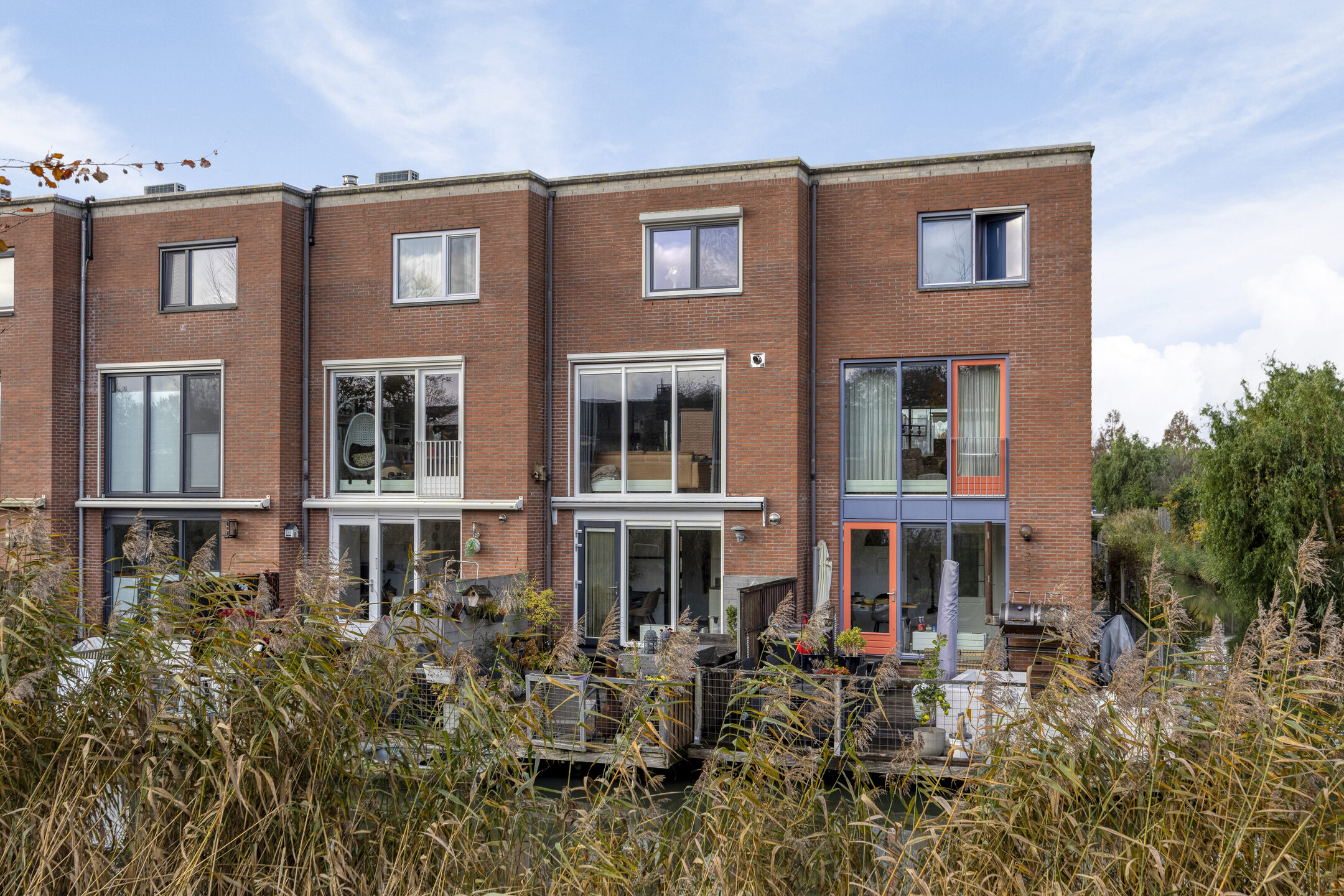 WG101280-22001-254154060